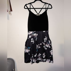 Moyabo spaghetti strap dress M